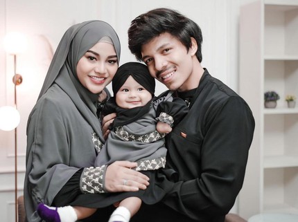 Aurel Mengaku ASI-nya Seret bila Sedih saat Baca Komentar Negatif Netizen