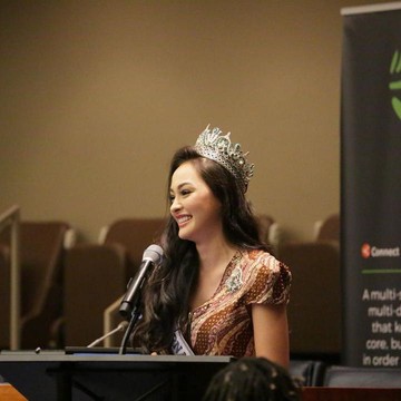 img-title Hari Menanam Pohon Indonesia, Puteri Indonesia Lingkungan 2019 Jolene Marie Ajak Anak Muda Lakukan Perubahan dari Hal Kecil