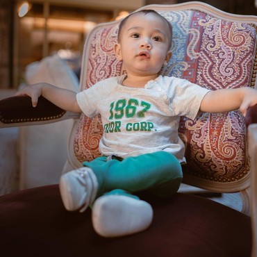 Jadi Idola Sejak Bayi, Rayyanza 'Cipung' Sapa Penggemar di Salah Satu Mall