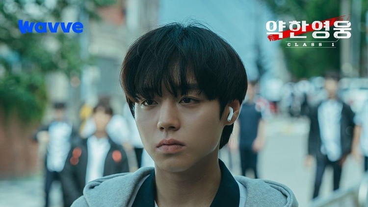 Park Ji Hoon di Weak Hero Class 1 Park Ji Hoon di Weak Hero Class 1