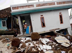 Duduk Perkara Label Gereja di Tenda Bantuan Cianjur Dicopot
