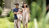 <p>Setelah menikah dengan Dimas Anggara, Nadine Chadrawinata dikaruniai seorang putri bernama Nadi Djiwa Anggara, Bunda. Djiwa dilahirkan pada 22 Februari 2022 di Bali. (Foto: Instagram: @nadinelist)</p>