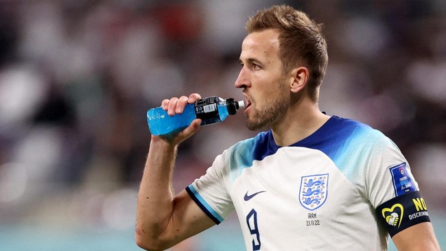 Wayne Rooney menyarankan Gareth Southgate mencadangkan Harry Kane dan Mason Mount di Wales vs Inggris pada laga Grup A Piala Dunia 2022.