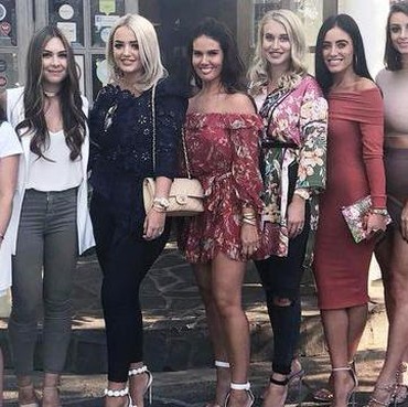 WAGs Pemain Inggris Kumpul di Kapal Pesiar Saat Piala Dunia, Ada Apa?