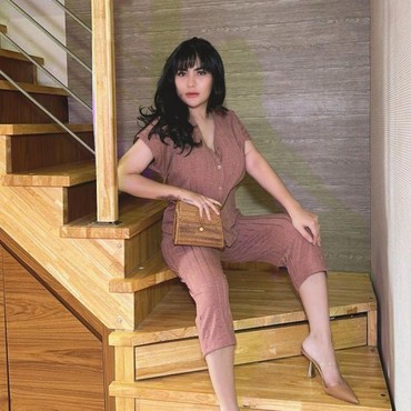 Angela Lee 2 Hari Tak Sadarkan Diri Usai Kecelakaan Mobil