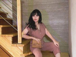 Angela Lee Tipu-tipu Tas Mewah Rp 3,2 M, Duitnya Dipakai buat Bayar Utang