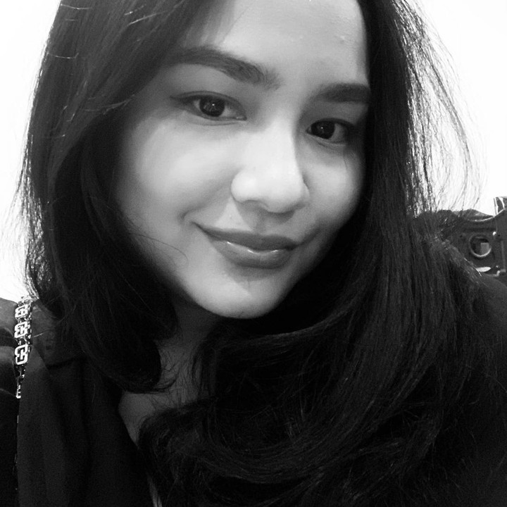 <p>Lama tak terlihat, kini Gita Gutawa sibuk dengan karier barunya sebagai seorang direktur. Ya, ia dipercaya menjadi direktur di Yayasan Anugerah Musik Indonesia. (Foto: Instagram @gitagut)<br /><br /><br /></p>