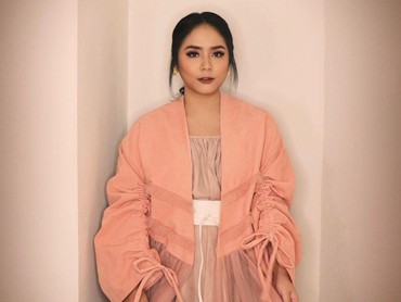 img-title Lirik lagu Salam Ramadan - Gita Gutawa feat Hadad Alwi