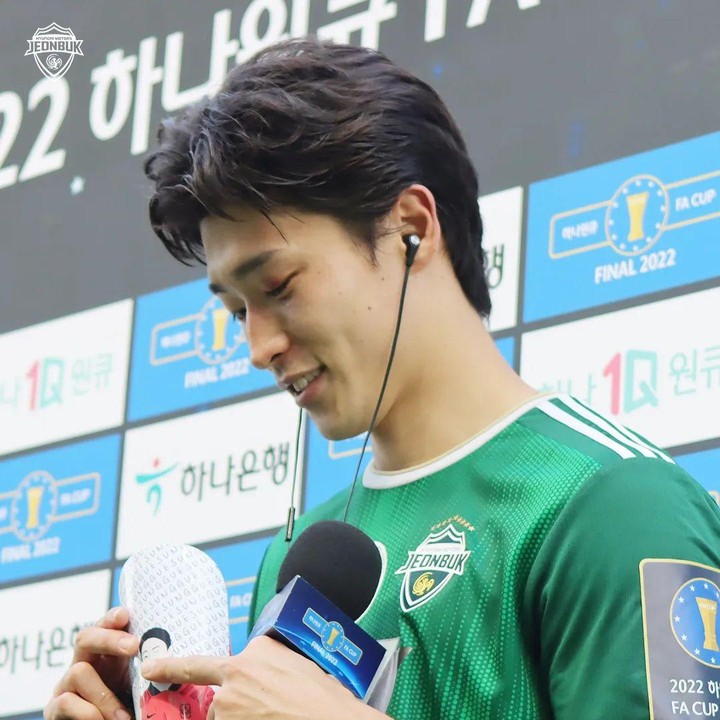 <p>Bagaimana tidak, timnas Korea Selatan dengan nomor punggung 9 ini tampak memesona selama di lapangan. (Foto: Instagram @jeonbuk1994)<br /><br /><br /></p>