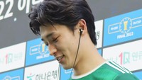 <p>Bagaimana tidak, timnas Korea Selatan dengan nomor punggung 9 ini tampak memesona selama di lapangan. (Foto: Instagram @jeonbuk1994)<br /><br /><br /></p>
