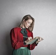 Nggak Semuanya Harus Diceritakan, Ini Cara Menjadi Private Person