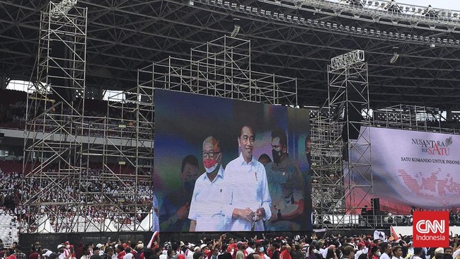Presiden Jokowi meminta masyarakat  yakin dan percaya diri karena Indonesia memiliki derajat yang sama dengan negara besar di dunia.