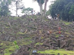 Ilmuwan Mengklaim Situs Piramida Tertua di Dunia Tersembunyi di Indonesia