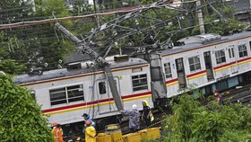 KRL Tanah Abang-Rangkasbitung Alami Gangguan di Parung Panjang