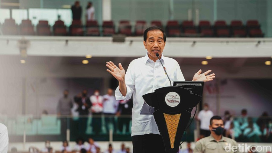 Direktur Parameter Politik Indonesia (PPI) Adi Prayitno menilai pernyataan Presiden Joko Widodo (Jokowi) soal pemimpin memikirkan rakyat rambutnya putih merupakan bentuk dukungan Jokowi kepada Gubernur Jawa Tengah (Jateng) Ganjar Pranowo.