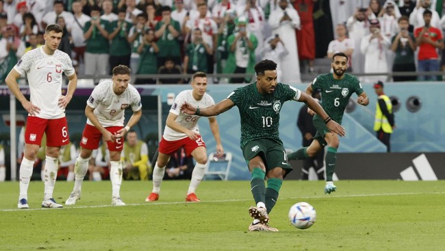 Pelatih Arab Saudi Herve Renard bantah keras pemainnya mendapat hadiah Rolls Royce dari MBS setelah kemenangan atas Argentina di Piala Dunia 2022.