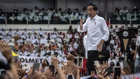 Manuver Nekat Jokowi Endorse Ganjar