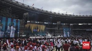 500 Pasukan Oranye Dikerahkan Bereskan Sampah Acara Relawan Jokowi
