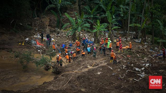 Titik pencarian akan fokus di longsoran Warung Sate Sinta, Desa Cijedil, dan Kampung Cicadas selama tiga hari ke depan.