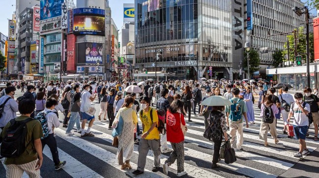 Pemerintah Jepang menawarkan 1 juta yen Jepang atau Rp118 juta bagi keluarga yang mau pindah dari Tokyo untuk mengurangi kepadatan ibu kota.