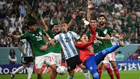 Martinez Peringatkan Polandia: Argentina Belum 100 Persen