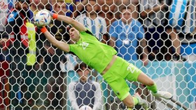 Eks Rekan Setim Bocorkan Kelemahan Kiper Argentina Martinez