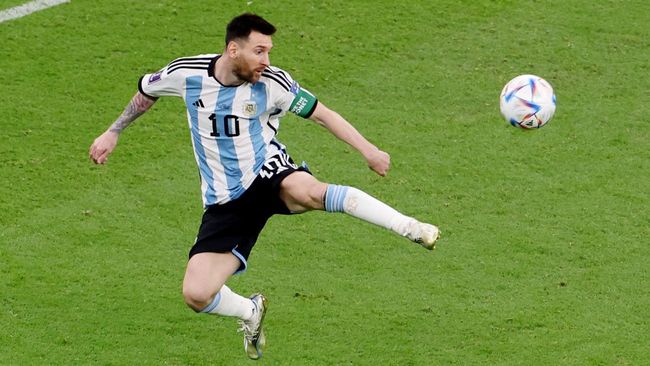 Argentina berhasil lepas dari situasi terjepit dan sukses mengalahkan Meksiko. Berikut hasil laga, klasemen, dan daftar top skor Piala Dunia 2022.