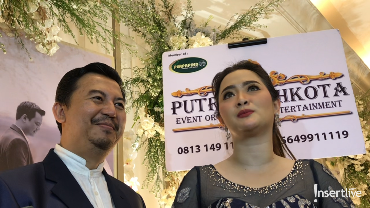 img-title Respons Vega Darwanti Saat Suami Ingin Tambah Anak