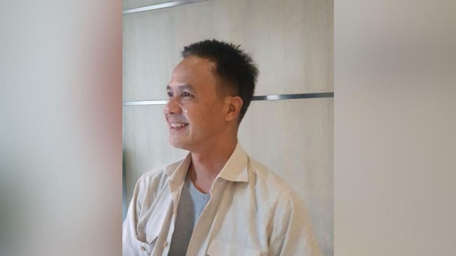 Sa'id Abdullah menilai Gubernur Jawa Tengah Ganjar Pranowo sekadar gimik saat mengunggah foto warna rambutnya putih berubah jadi hitam di akun sosial medianya