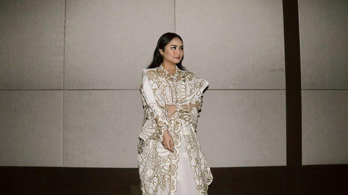 Muda dan Berprestasi, Begini Transformasi Gita Gutawa hingga Beranjak Dewasa