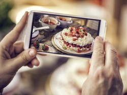 Sering Disebut Norak, Memotret Makanan Justru Disukai Chef