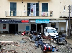 Penampakan Pulau Ischia Italia usai Diterjang Longsor