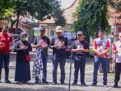 Pemkab Kediri Kirim Bantuan Beras-Mie Instan buat Korban Gempa Cianjur