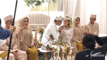 img-title 7 Potret Prosesi Pernikahan Kiki Amalia & Agung Nugraha Pakai Adat Sunda