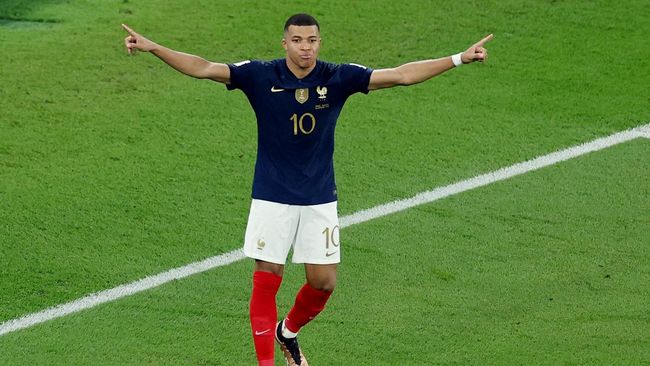 Prancis mengalami badai cedera jelang Piala Dunia 2022. Namun Kylian Mbappe sukses memastikan bahwa Prancis tetap layak diperhitungkan.