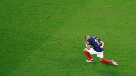 FOTO: Mbappe Bawa Prancis Melaju ke 16 Besar Piala Dunia 2022