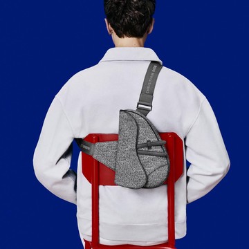 img-title Pantas Dijual Seharga Rp56,5 Jutaan, Intip 'Rahasia' di Balik Tas Dior Men Saddle!