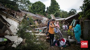 Muhadjir Minta Polri Tertibkan Warga 'Wisata Bencana' Gempa Cianjur