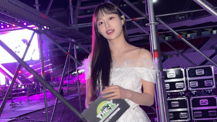Chuu Dikeluarkan dari Grup, Para Member LOONA dan Staff Kompak Berikan Perlawanan Pada Agensi Chuu Dikeluarkan dari Grup, Para Member LOONA dan Staff Kompak Berikan Perlawanan Pada Agensi