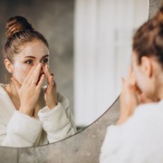 Mengenal Dry Cleansing, Metode Membersihkan Wajah yang Dinilai Lebih Gentle untuk Kulit Sensitif