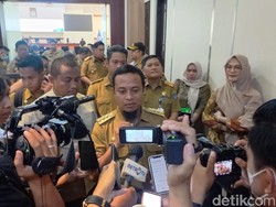 Ditanya Isu Usul Ganti Sekda, Begini Respons Gubernur Sulsel Andi Sudirman