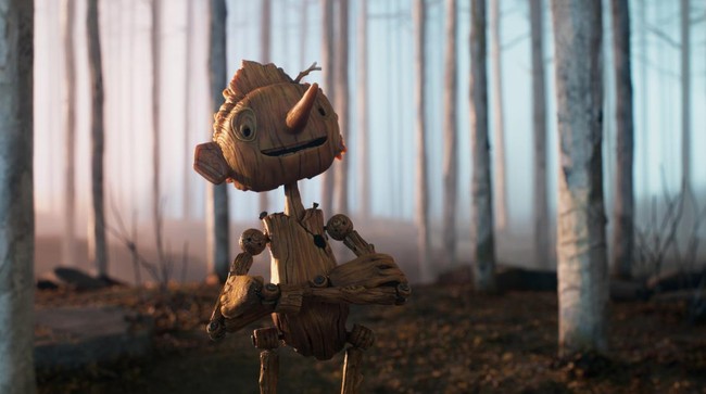 Review Guillermo del Toro's Pinocchio, film ini layak dapatkan sedikitnya satu Piala Oscar karena memiliki plot, visual, dan musik luar biasa.