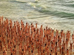 2.500 Orang Bugil di Pantai Bondi, Ngapain ya?