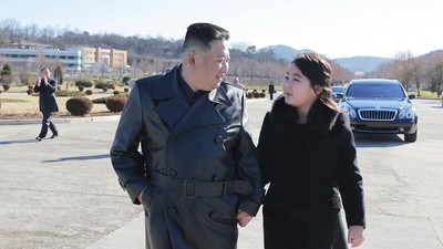 Kim Jong Un Ajak Anak Lagi Tengok Rudal, Isu Suksesi Korut Menguat