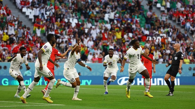 Ghana unggul 2-0 atas Korea Selatan hingga akhir babak pertama pertandingan Grup H Piala Dunia 2022 di Stadion Education City.