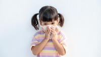 Pneumonia pada Anak: Penyebab, Cara Mengatasi, dan Pantangan Makanan