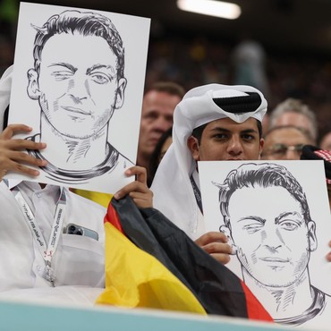 Warga Qatar Sindir Balik Jerman lewat Insiden Diskriminasi Mesut Ozil