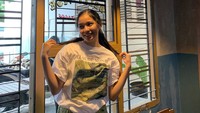 <p>Bersamaan dengan perayaan ulang tahunnya pada bulan Juni lalu, Shakiena mengadakan syukuran usai perilisan single pertamanya. Hebat banget, ya! (Foto: Instagram: @shakiena.azalea)</p>