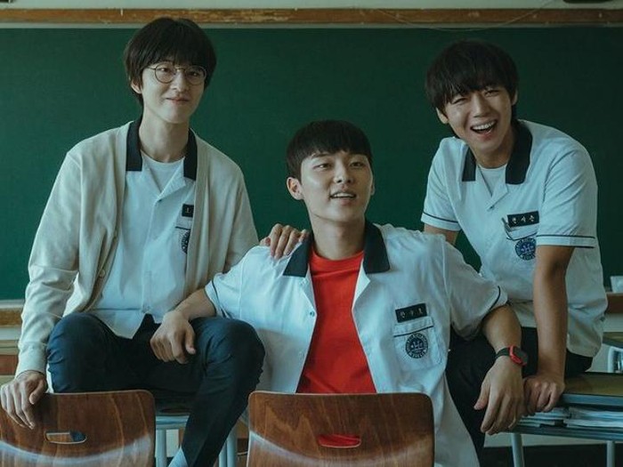Still Cut Park Ji Hoon, Choi Hyun Wook dan Hong Kyung / Foto : instagram.com/wavve.official