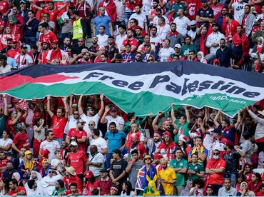 img-title Viral Suporter Tolak Wawancara dari Media Israel Saat Piala Dunia 2022 Qatar